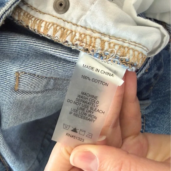 Vince Camuto Women’s Patchwork Straight Leg Jeans with Red Floral Lining - Picture 11 of 11